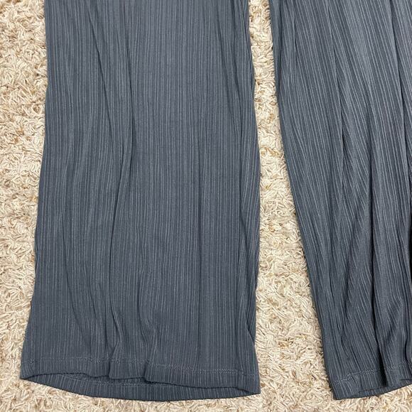 Banana Republic | NWT Gray Ribbed Knit Relaxed Fit Straight Leg Lounge Pants - Picture 4 of 8